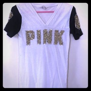 Vcut tee